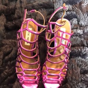 Ladies shoes